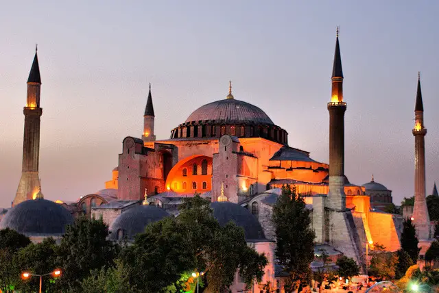 A backpacker's guide to Istanbul 1