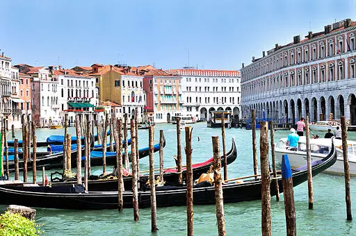 Romantic attractions in Venice that are worth every penny 1